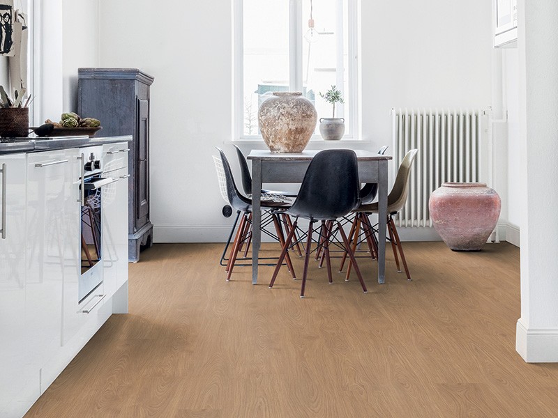 Easy Line 832 (2022)