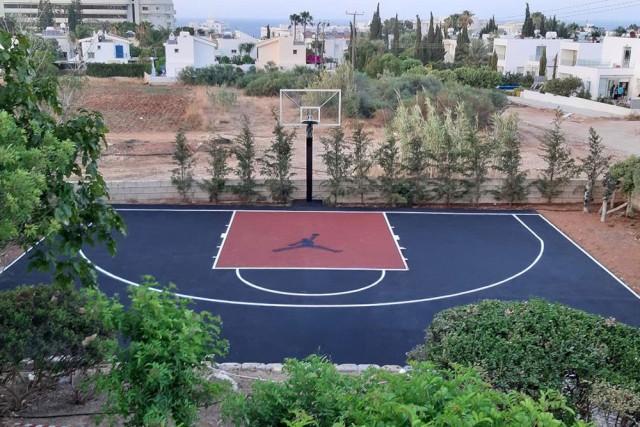 Porplastic Active court